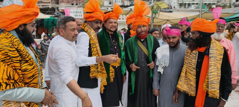South Asian Conference of Maulayat Markaz Ajmer Commences at Ajmer Sharif